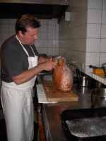 Eric notre boucher spcialiste du jambon vigneron